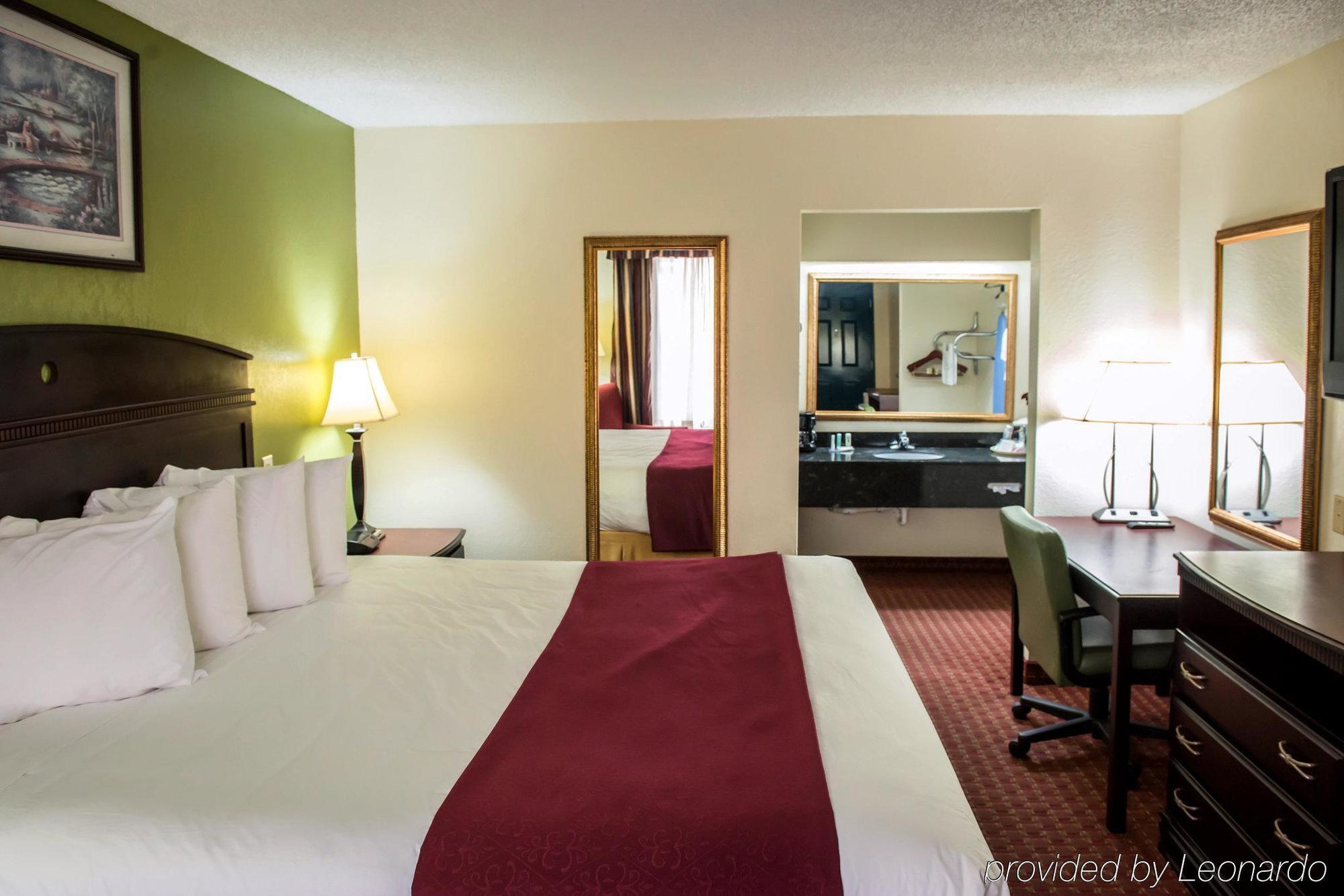 Quality Inn Chipley I-10 At Exit 120 Exterior foto