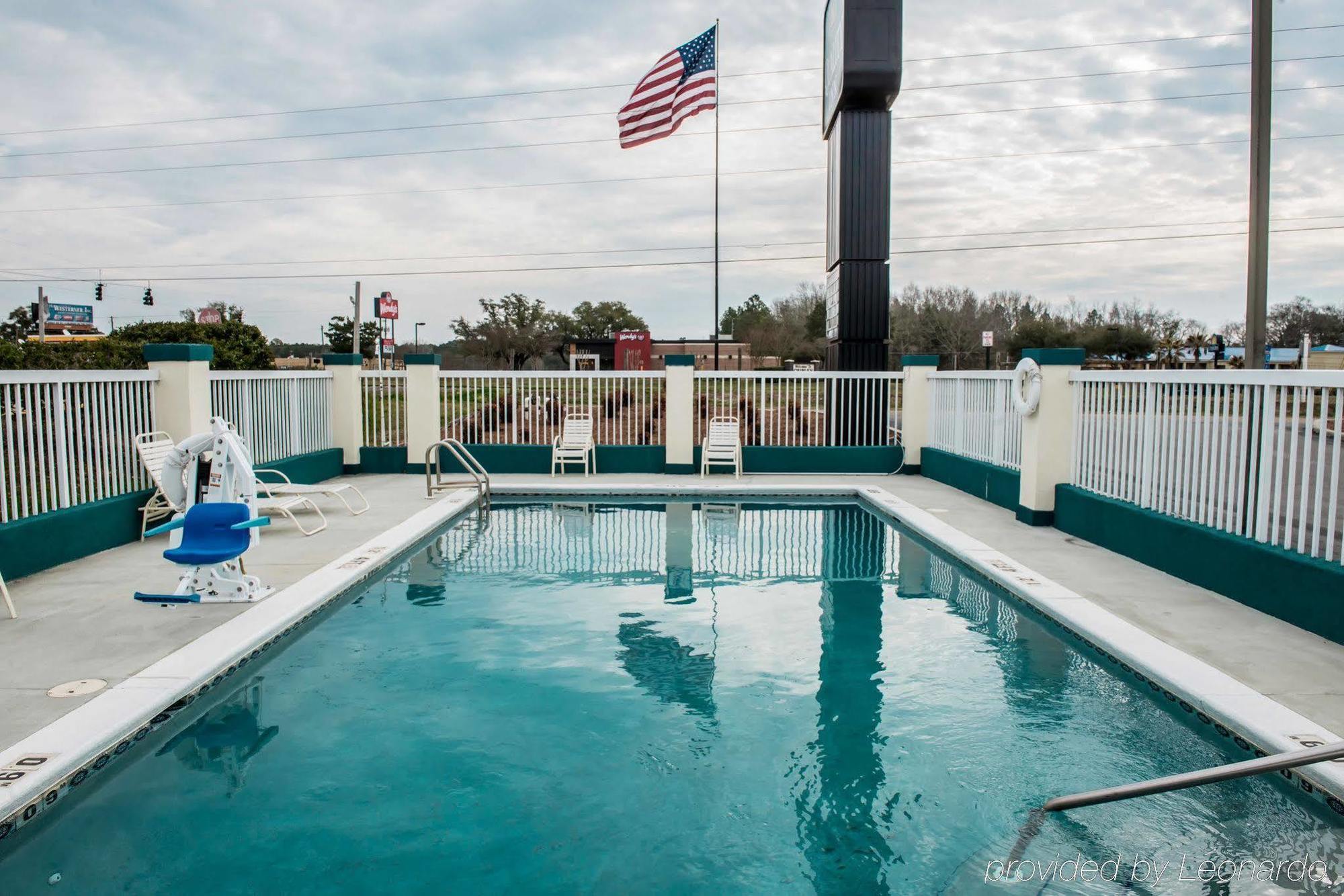 Quality Inn Chipley I-10 At Exit 120 Exterior foto